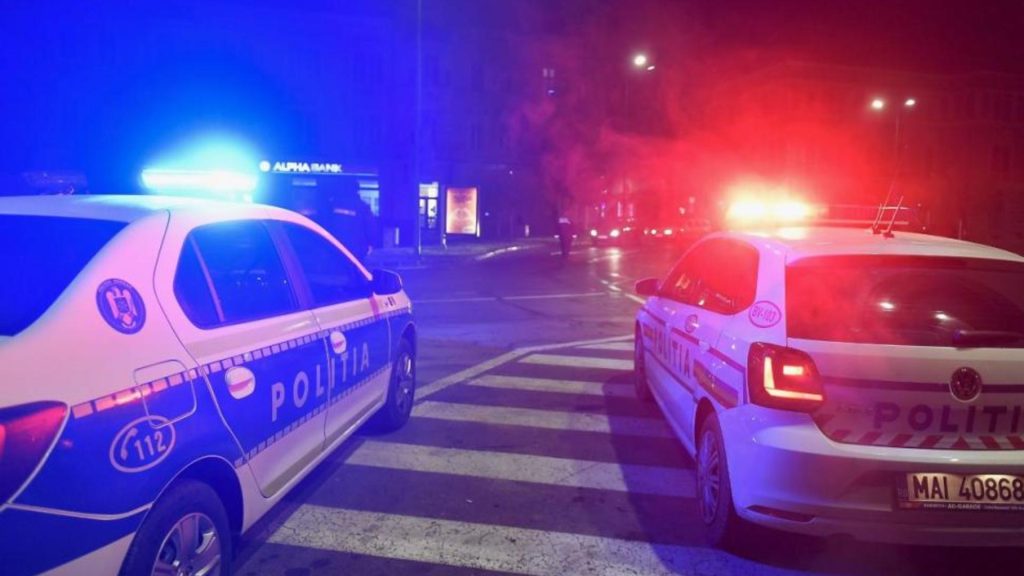 Baut si fara permis a furat o masina si a distrus 9 autoturisme Ce a patit tanarul teribilist cand a fost prins de politisti