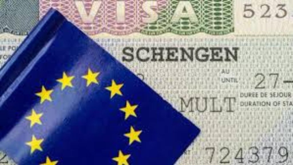 Romania in Schengen Regulile pentru minorii ce ies din tara raman neschimbate