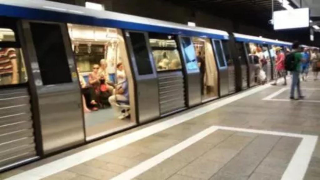 Sindicalistii de la metrou anunta greva de exces de zel din cauza ordonantei trenulet Cand vor protesta