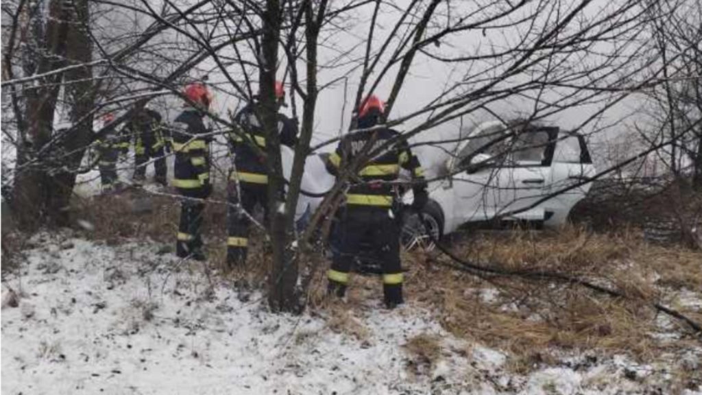 Accident tragic in Arges Masina in flacari doua victime decedate