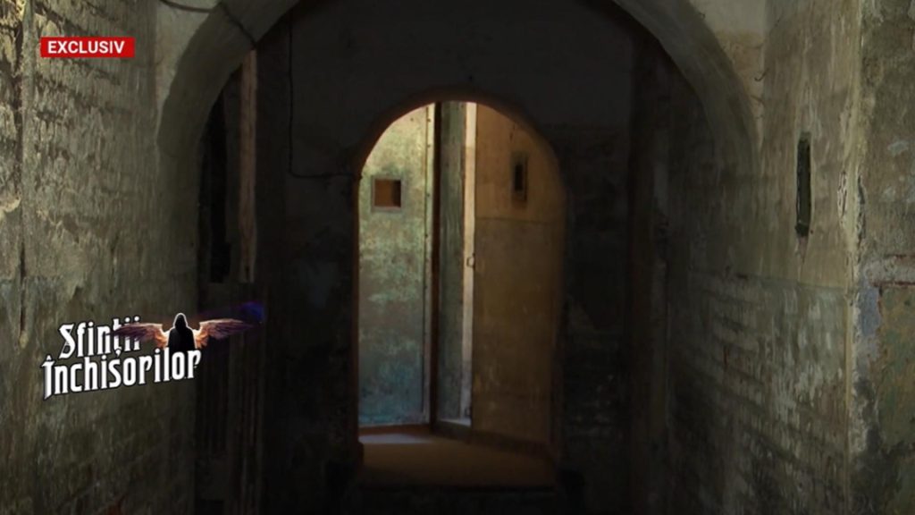 Biserica ortodoxa in temnitele comuniste din Romania 16 sfinti ai inchisorilor canonizati VIDEO