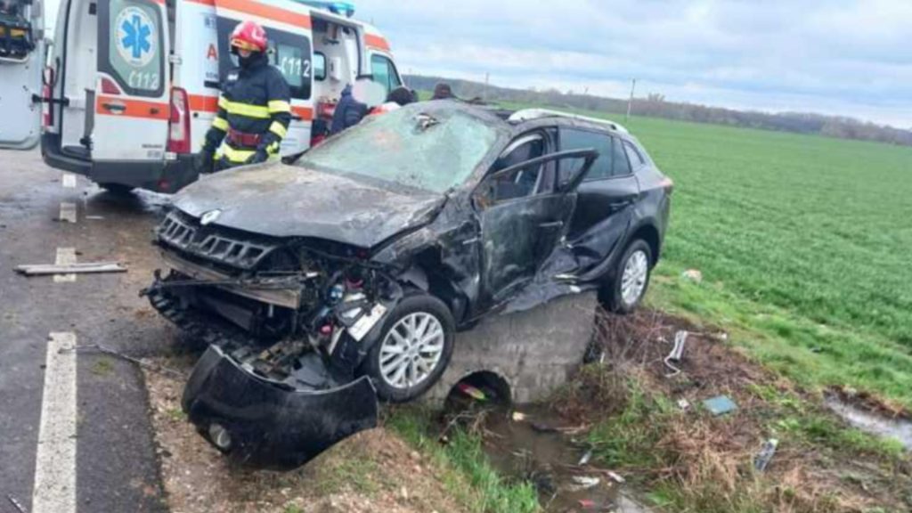 Accident grav in Arges Un mort doi raniti grav