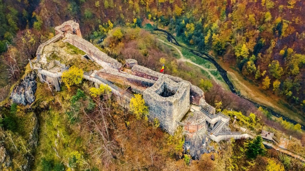 Cetatea lui Vlad Tepes de la Poenari redeschisa publicului
