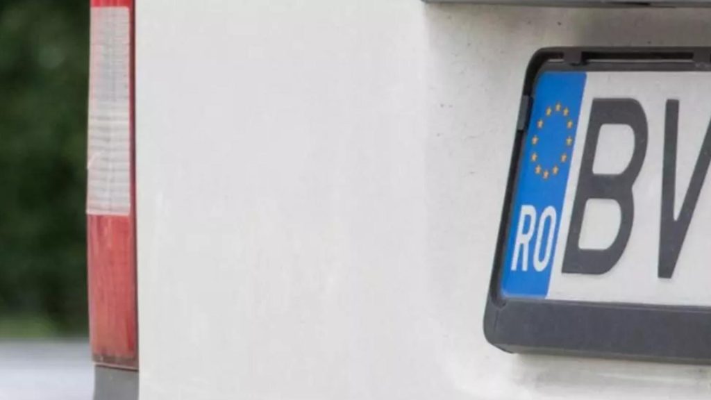 Cresc tarifele pentru placutele auto Cat platesc proprietarii