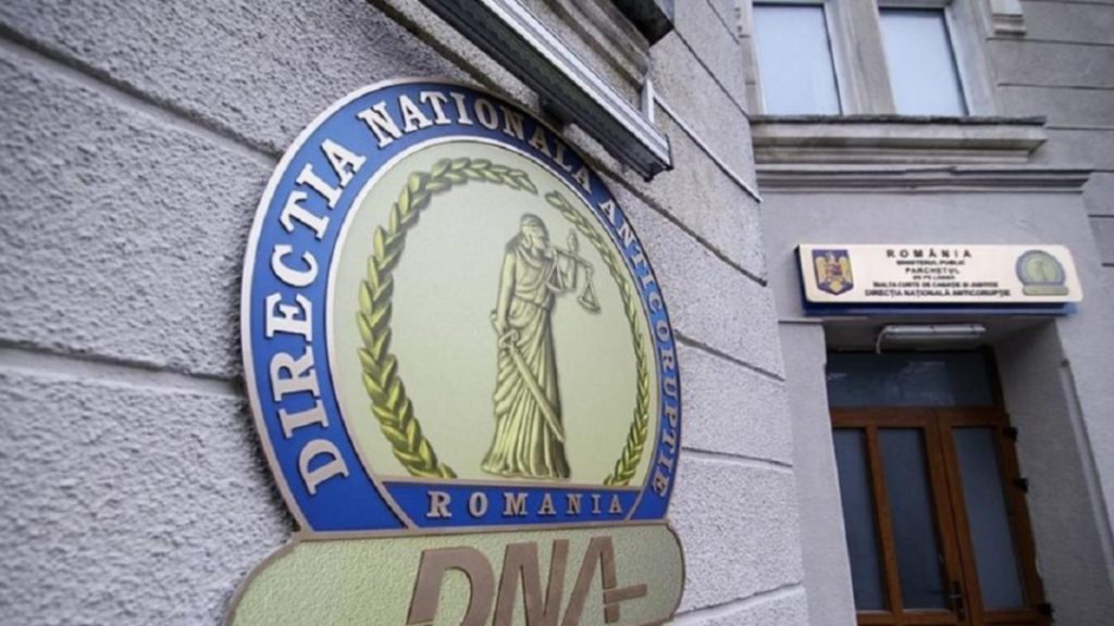 DNA efectueaza perchezitii in Iasi intr un dosar de coruptie Doua institutii publice vizate