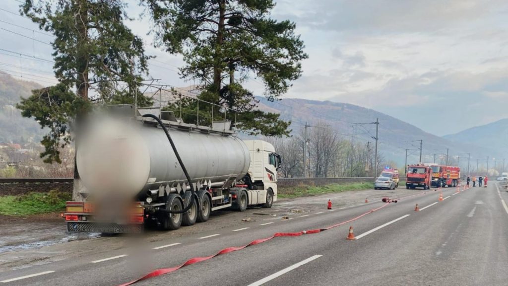 Incident chimic in Comarnic scurgeri acid sulfuric evacuare Ro Alert