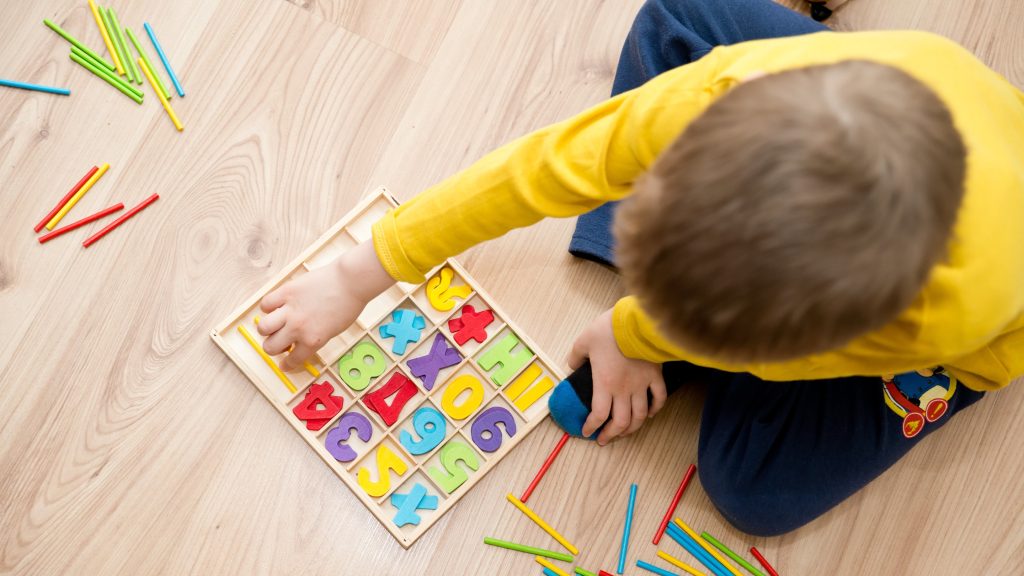 Mama unui copil cu dizabilitati mesaj pentru Nicusor Dan Terapia costa