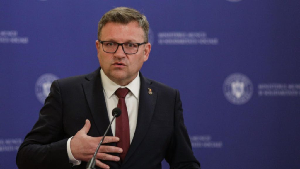 Marius Budai internat de urgenta la spital