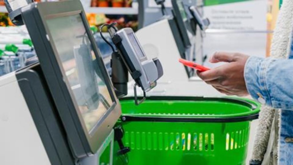 Metoda prin care un buzoian a pacalit casele self pay