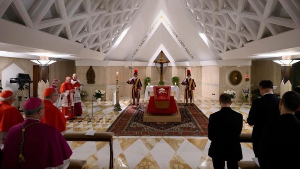 Schimbare la Vatican Papa Francisc va fi mutat