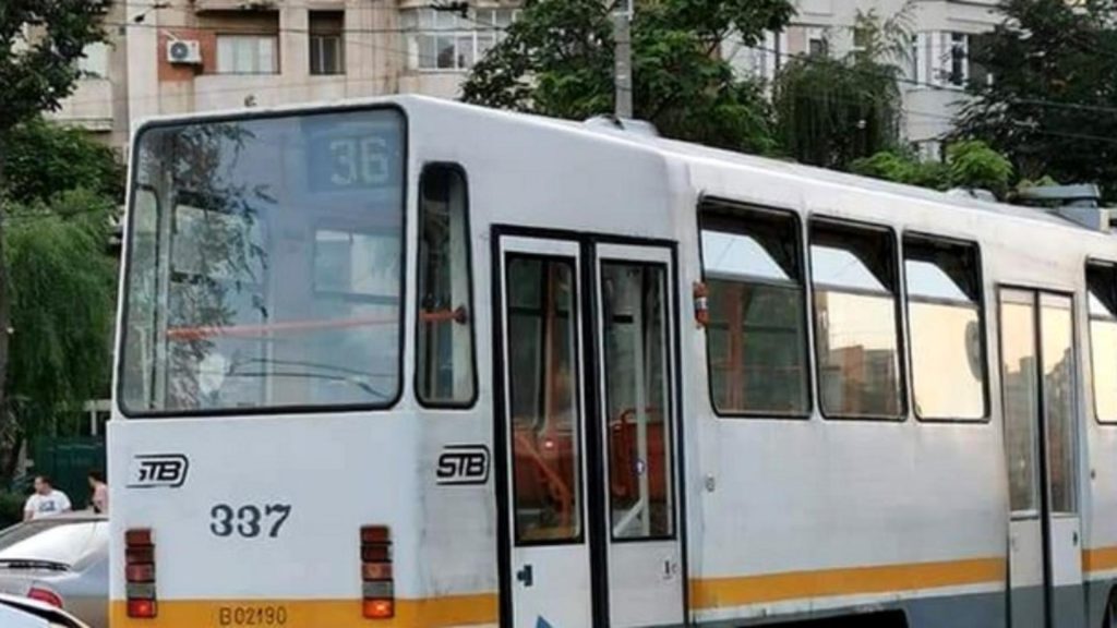 Tramvai implicat intr un accident grav in sector 5