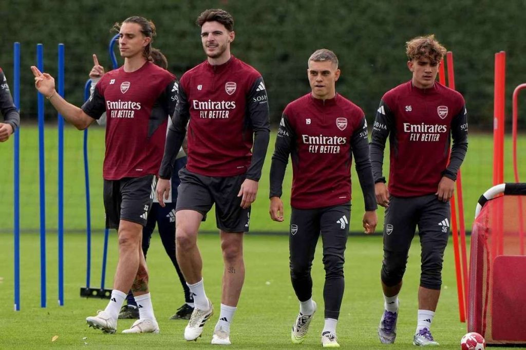 Arsenal fara doi jucatori la debutul in Liga Campionilor