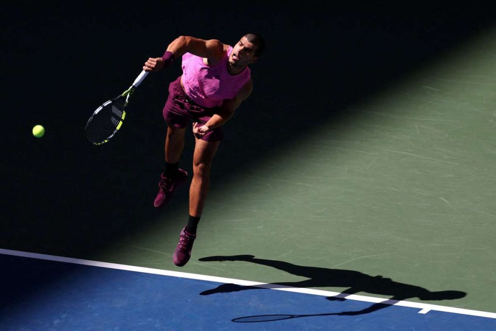Carlos Alcaraz impresioneaza la US Open si avanseaza in sferturi