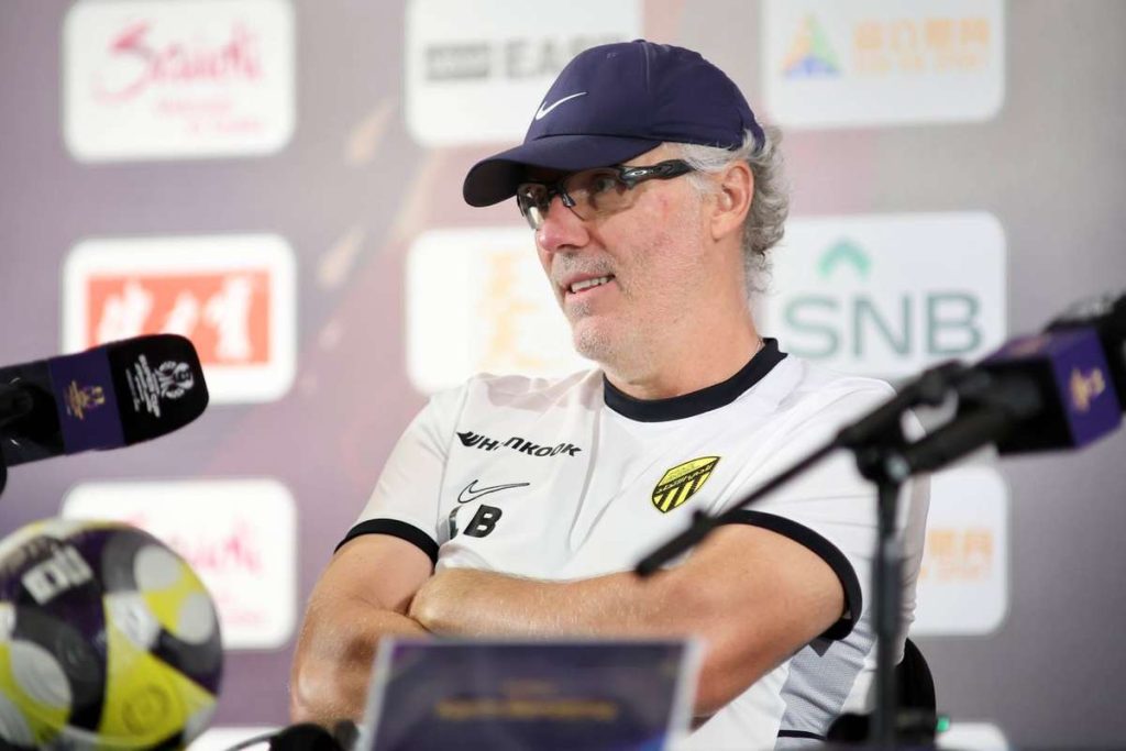 Oficial Laurent Blanc a fost concediat de la Al Ittihad