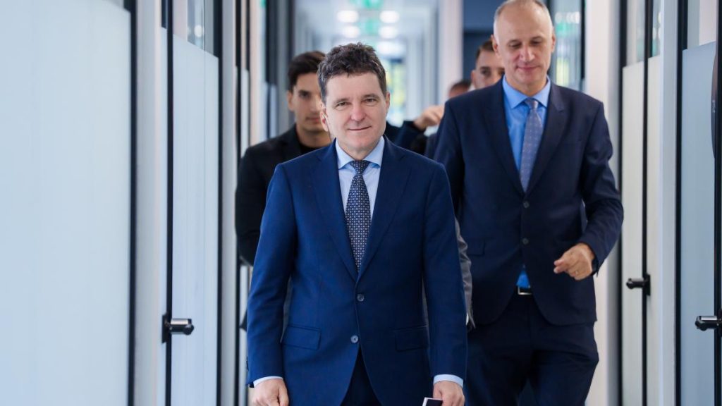 Nicusor Dan va prezenta UE dovezile implicarii Rusiei