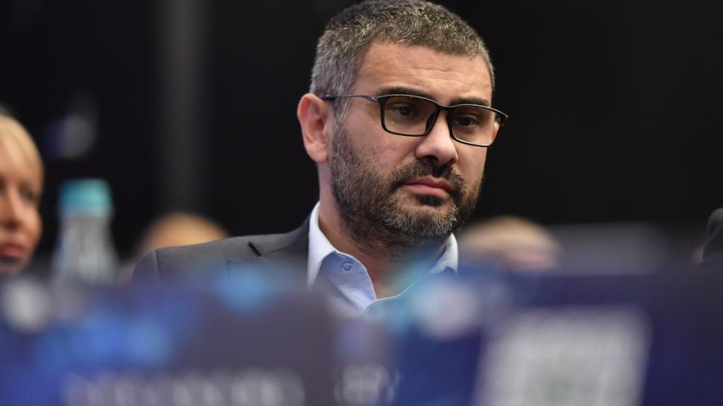 Coaliția a decis cine poate avea pensie și salariu. Coalitita a decis cine poate avea pensie si salariu