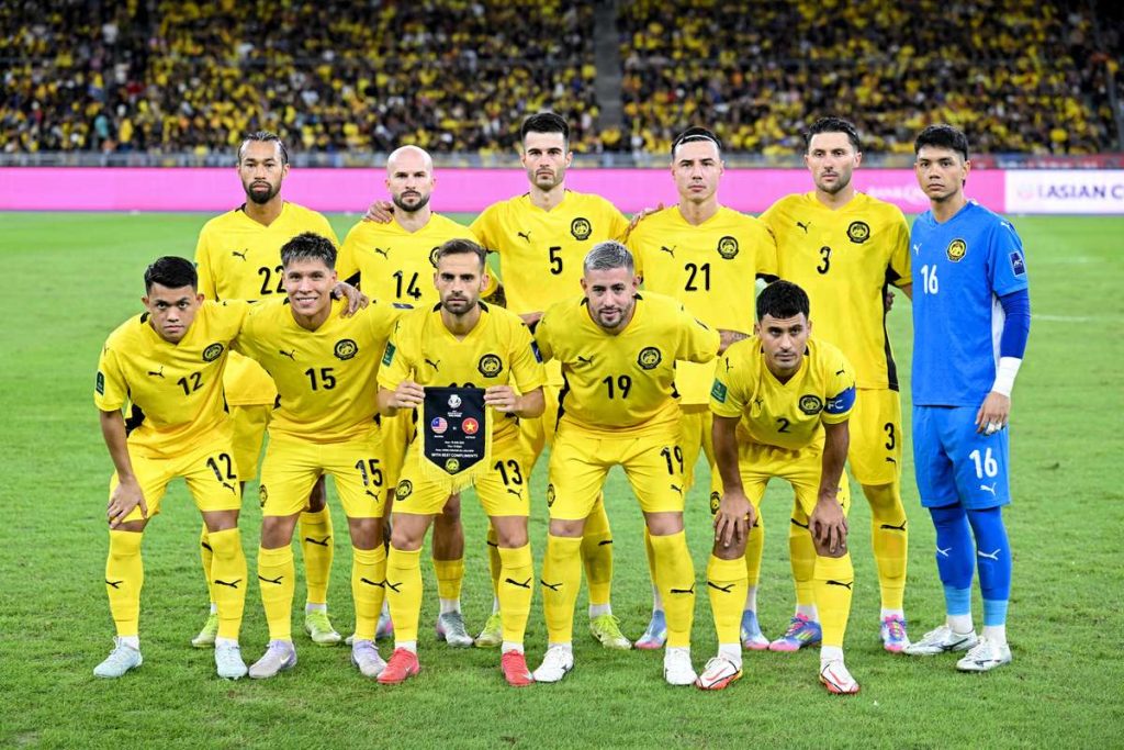 FIFA sancționează naționala pentru 7 jucători falși FIFA sancioneaza nationala pentru 7 jucatori falsi