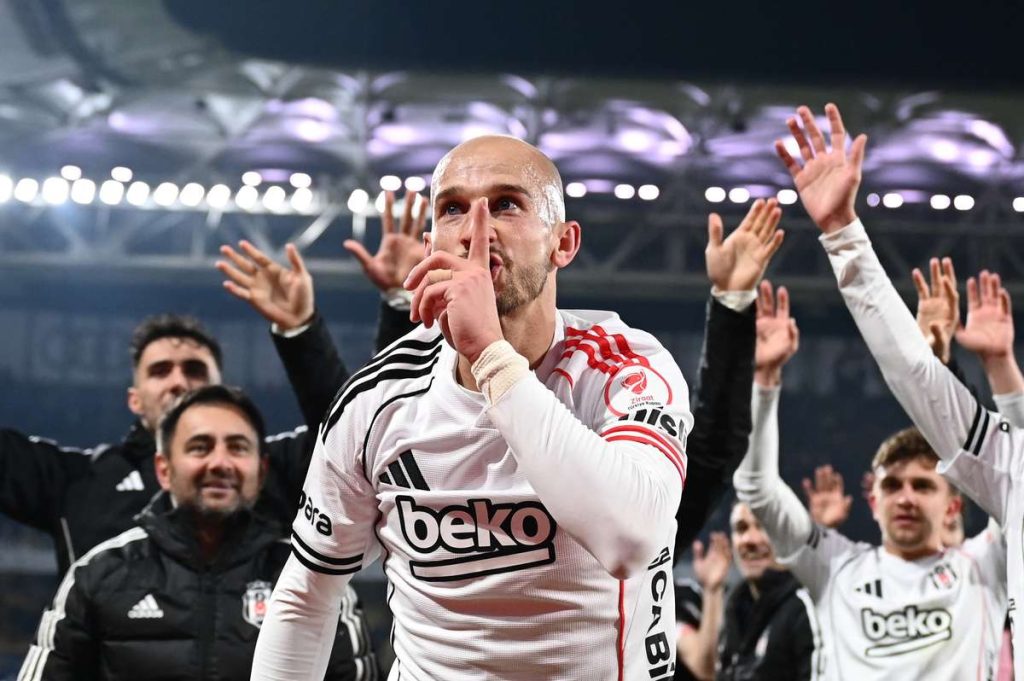 Fenerbahce a inceput prost Cupa Turciei infrangere cu Besiktas