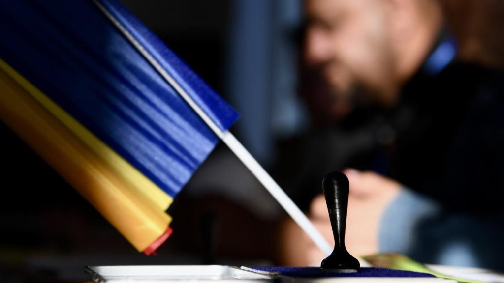 Opt candidați la CJ Buzău, printre care un fost premier. Opt candidati la CJ Buzau printre care un fost premier