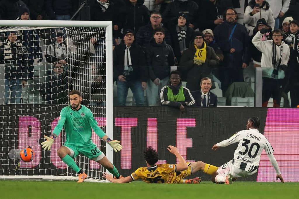 Razvan Sava a revenit in poarta Udinese impotriva Juventus