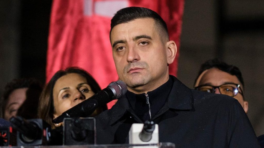 Seara când George Simion a descoperit o nouă “stea” în AUR Seara cand George Simion a descoperit o noua stea in AUR