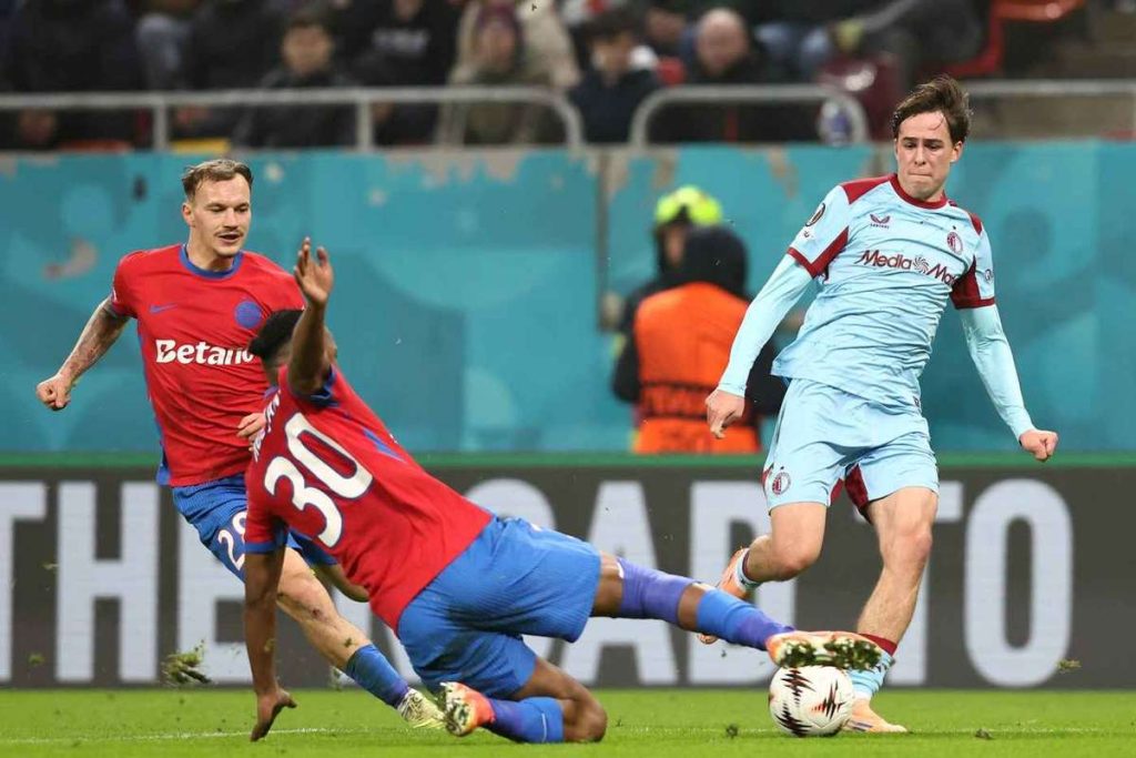 Situație gravă la FCSB! Doi jucători în accident. Situatie grava la FCSB Doi jucatori in accident
