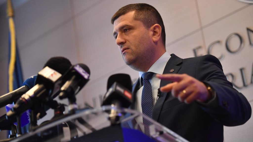 USR îl schimbă pe Radu Miruță: nou ministru propus USR il schimba pe Radu Miruta nou ministru propus