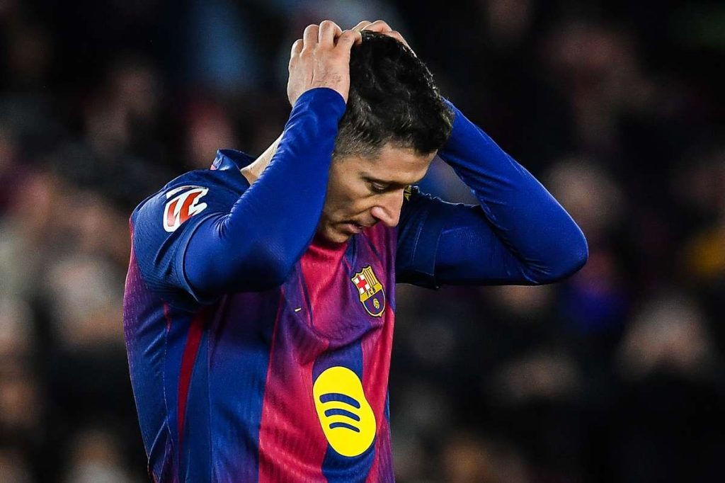 record negativ lewandowski intra in istoria barcelonei