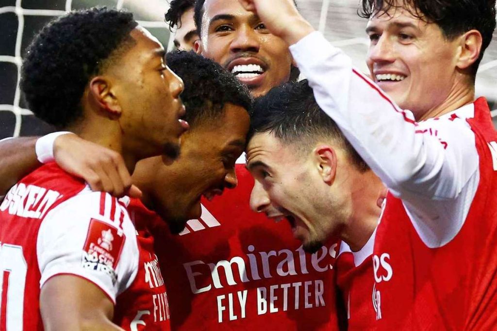 Gabriel Martinelli înscrie hat-trick, Arsenal câștigă cu Portsmouth Gabriel Martinelli inscrie hat trick Arsenal castiga cu Portsmouth
