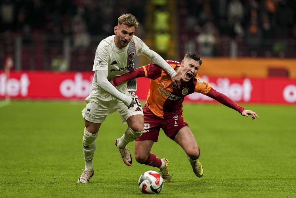 Gaziantep cu Dragus si Maxim pe terren a incheiat la egalitate pe terrenul liderului Galatasaray Evaluarea jucatorilor romani
