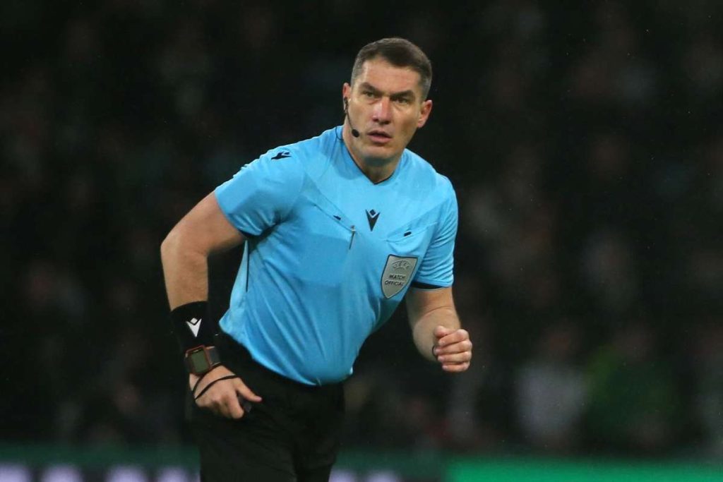 Istvan Kovacs, desemnat de UEFA să oficeze un nou meci important în Liga Campionilor. Istvan Kovacs desemnat de UEFA sa oficeze un nou meci important in Liga Campionilor