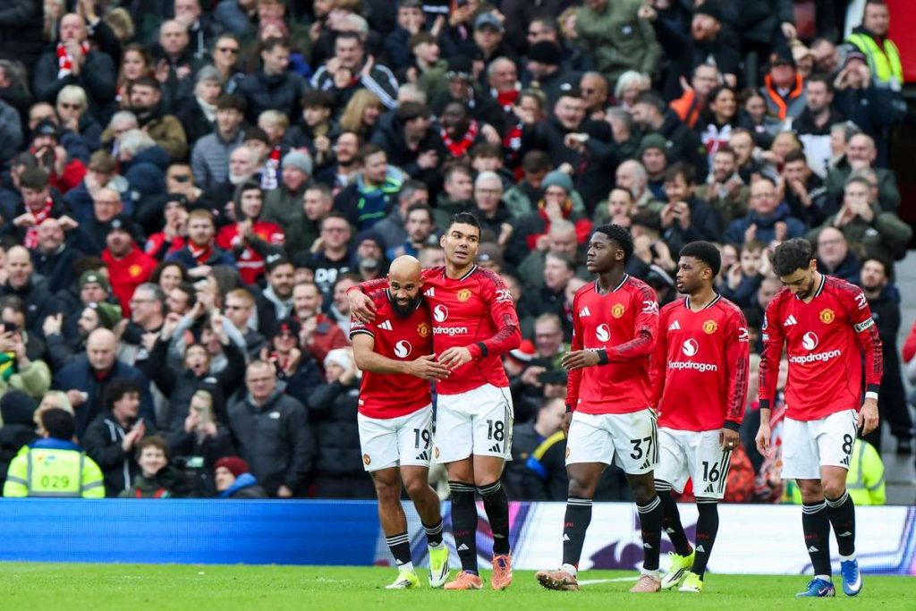 OFICIAL! Unul dintre cei mai buni jucători de la Man United și-a anunțat plecarea. OFICIAL Unul dintre cei mai buni jucatori de la Man United si a anuntat plecarea