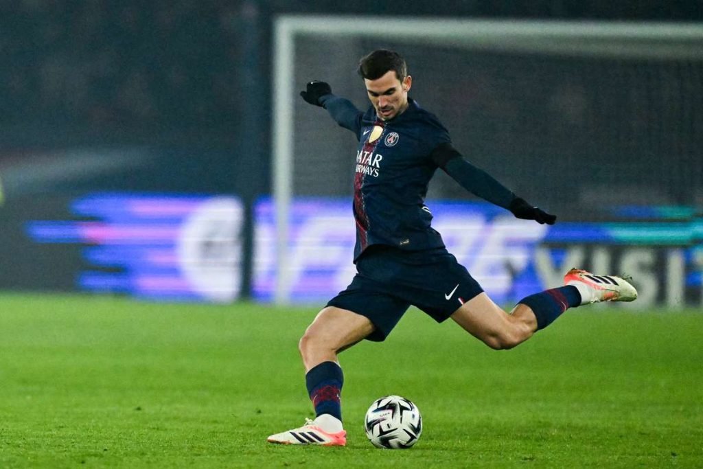 PSG isi extinde contractul cu un jucator important