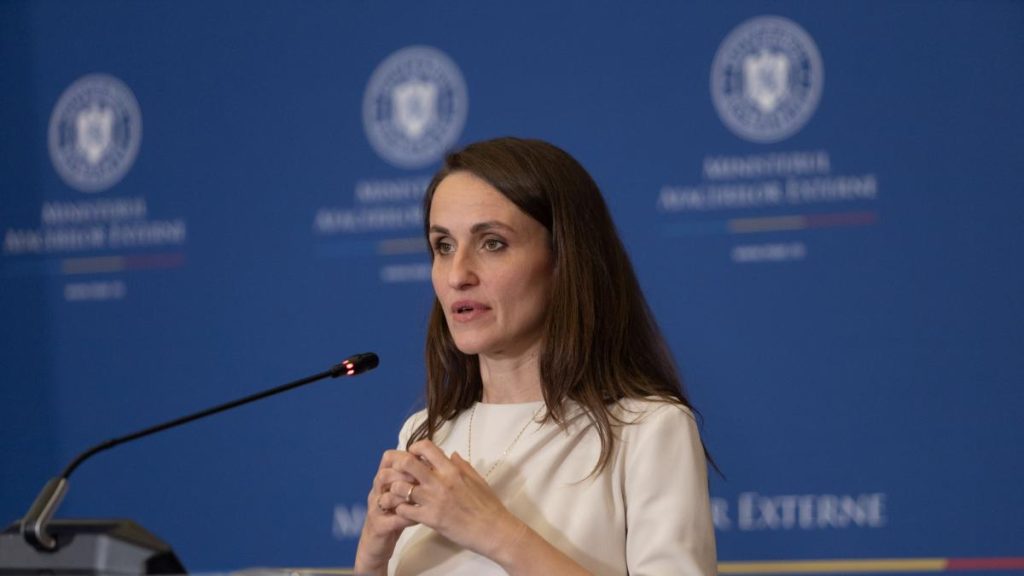 PUSL cere demiterea Oanei Țoiu și acuză trădare PUSL cere demiterea Oanei Toiu si acuza tradare