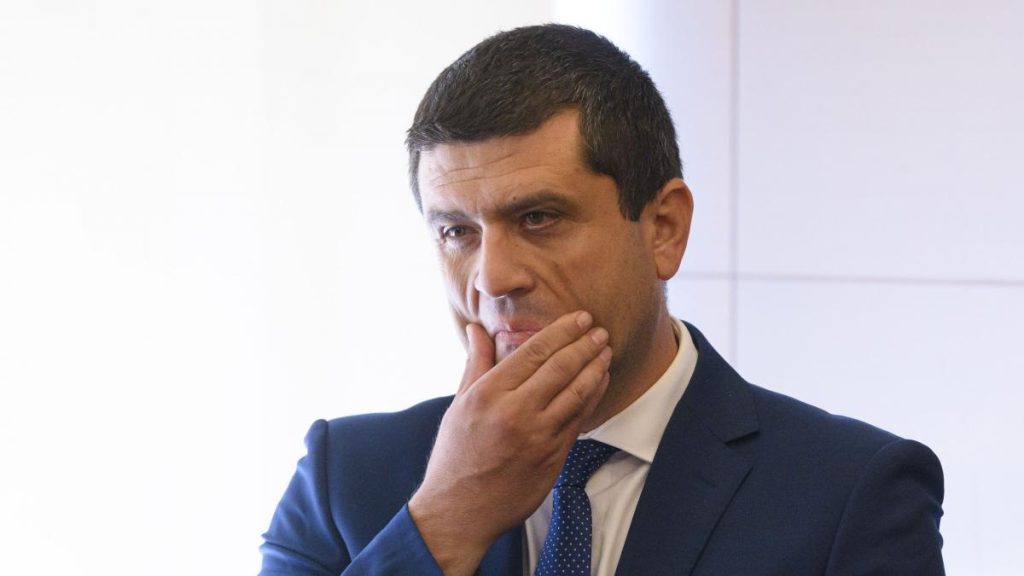 Radu Miruță: Nu au fost pătrunderi în spațiul aerian Radu Miruta Nu au fost patrunderi in spatiul aerian