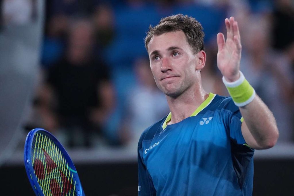 „Rămân atât timp cât îmi permite soția…” Deși a câștigat la Australian Open, Ruud s-ar putea retrage oricând din competiție. Ramn att timp ct imi permite soia Dei a ctigat la Australian Open Ruud s ar putea retrage oricnd din competitie