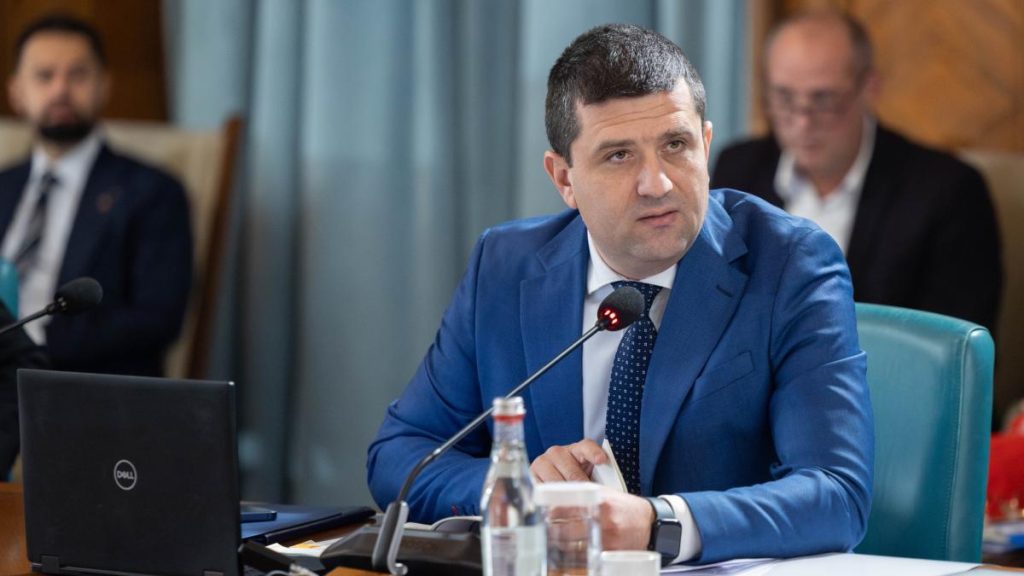 Vicepremierul Vicepremierul In 2026 incepe strangerea de curea