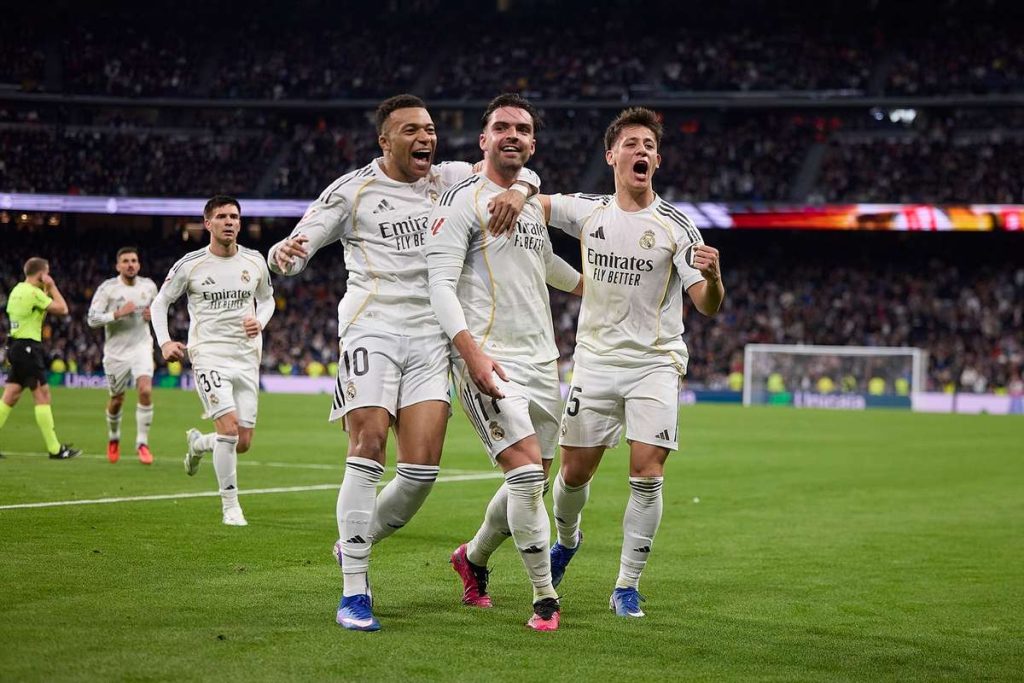 video fluieraturi pe bernabeu real madrid depaseste perioada dificila si se confrunta cu levante