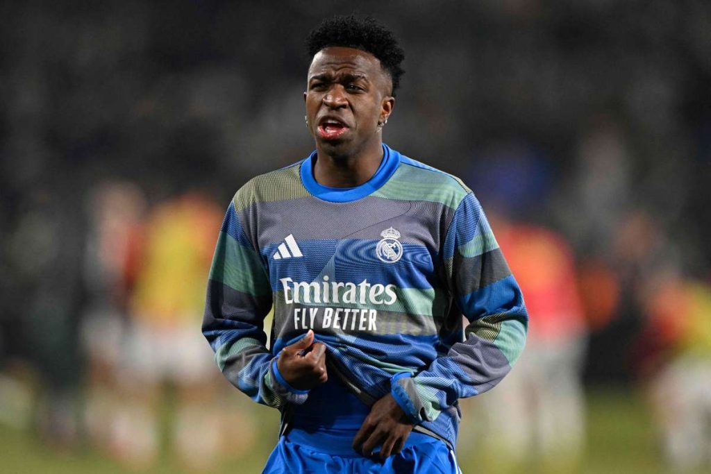 Vinicius Jr, atacat cu scandări rasiste înainte de meciul cu Albacete vinicius jr atacat cu scandari rasiste inainte de meciul cu albacete