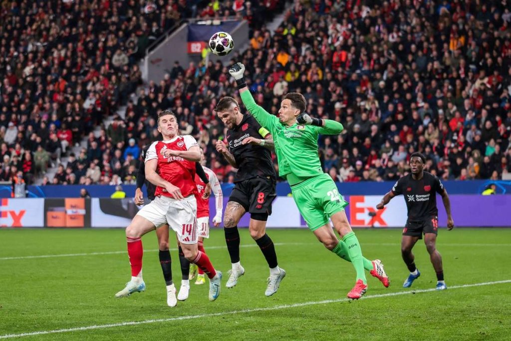 Arsenal aproape sa fie invinsa cu arma ei proprie Tunarii salvati in ultimul moment de un fost jucator de la Leverkusen
