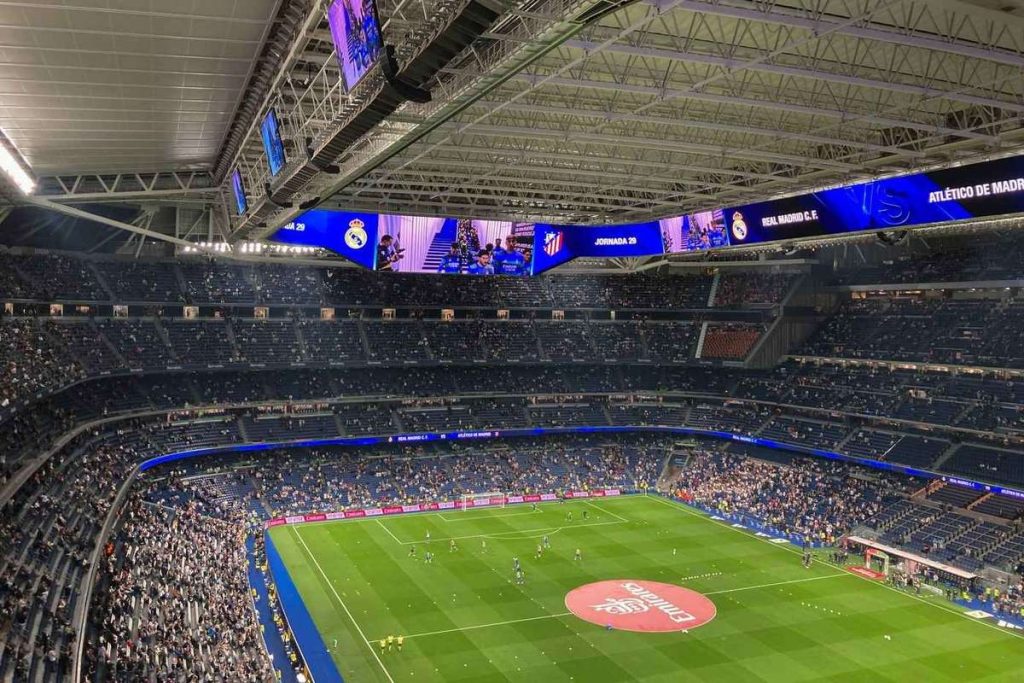 Bernabeu devine arena de tenis Madrid Open aduce zgura pe stadionul Realului