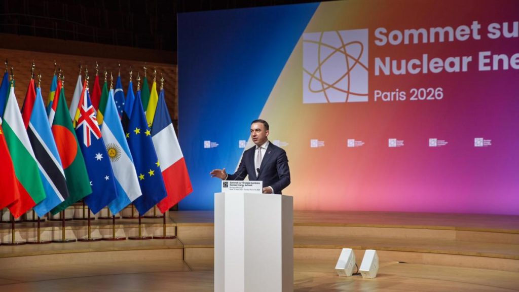 Bogdan Ivan la Summitul Energetic Nuclear de la Paris: „România este pregătită să… Bogdan Ivan la Summitul Energetic Nuclear de la Paris Romania este pregatita sa
