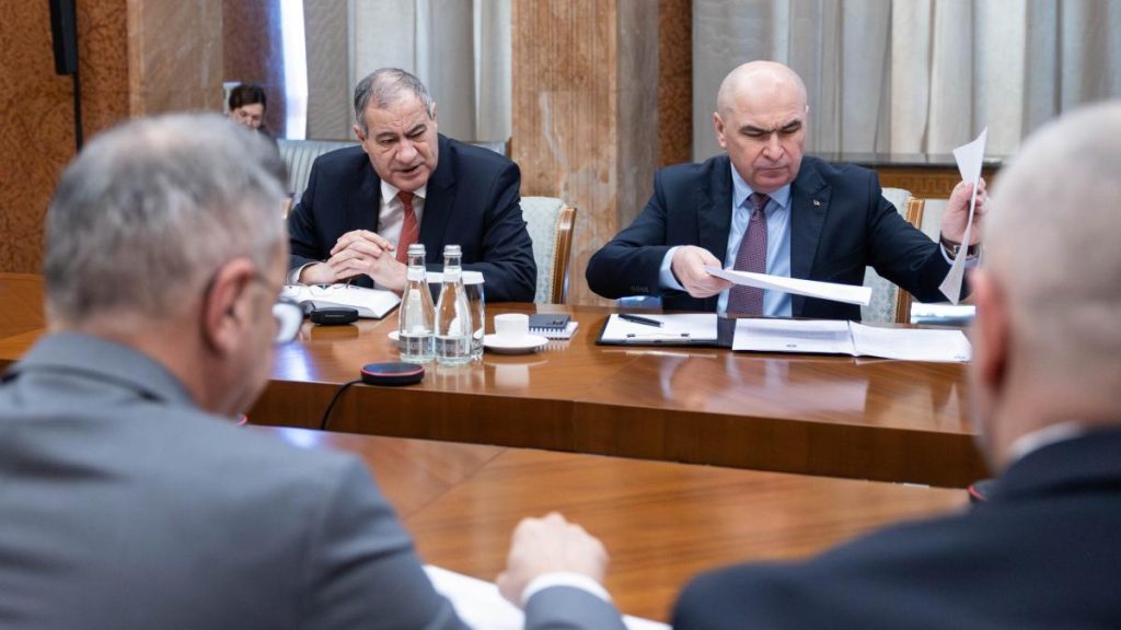 Bugetul pe 2026 a fost publicat. Pensii și salarii înghețate. Riscurile identificate de Guvern:… Bugetul pe 2026 a fost publicat Pensii si salarii inghetate Riscurile identificate de Guvern