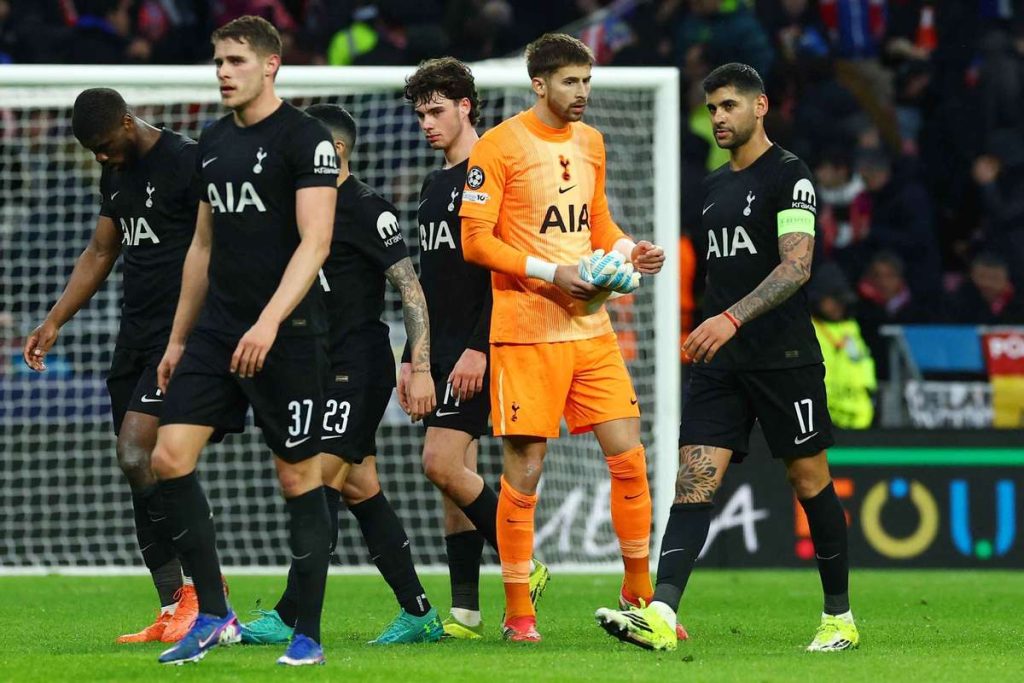 Cariera incheiata Portarul Kinsky criticat dupa ce a aratat Tottenham