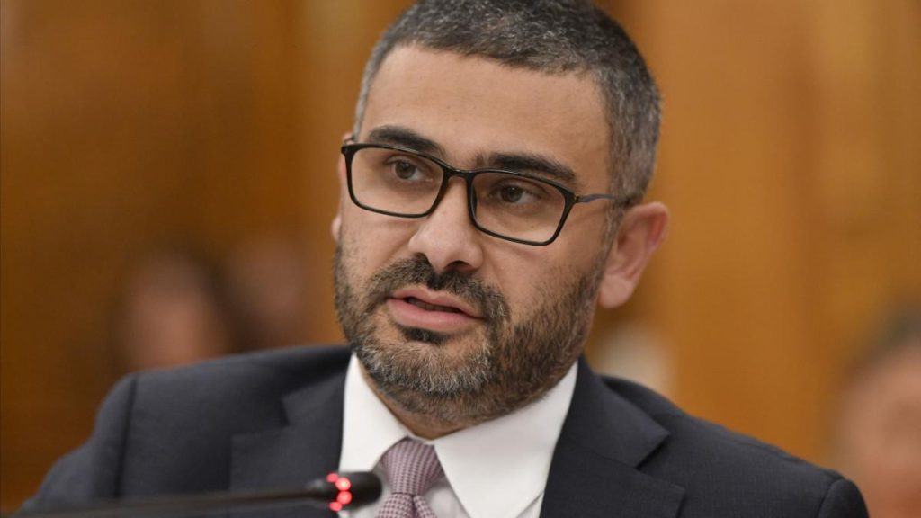 De ce unii angajatori aleg sa recruteze muncitori din tari din afara Uniunii Europene Florin Manole Sunt vulnerabili
