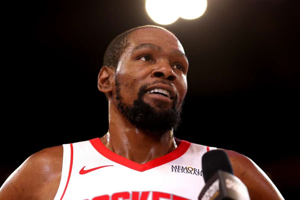 Durant si LeBron scriu istorie in NBA Gilgeous Alexander marcheaza 40 de puncte pentru Thunder