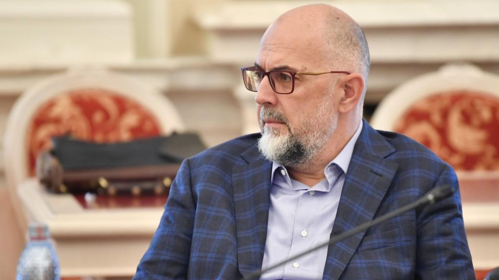 Kelemen Hunor: „Dacă prețul benzinei și al motorinei depășește constant 10 lei pe litru, atunci…” Kelemen Hunor Daca pretul benzinei si al motorinei depaseste constant 10 lei pe litru atunci 1