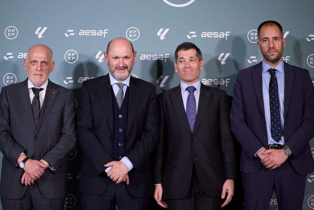 LaLiga se pregateste pentru o reforma importanta in arbitraj cip in minge si ofsaid automat