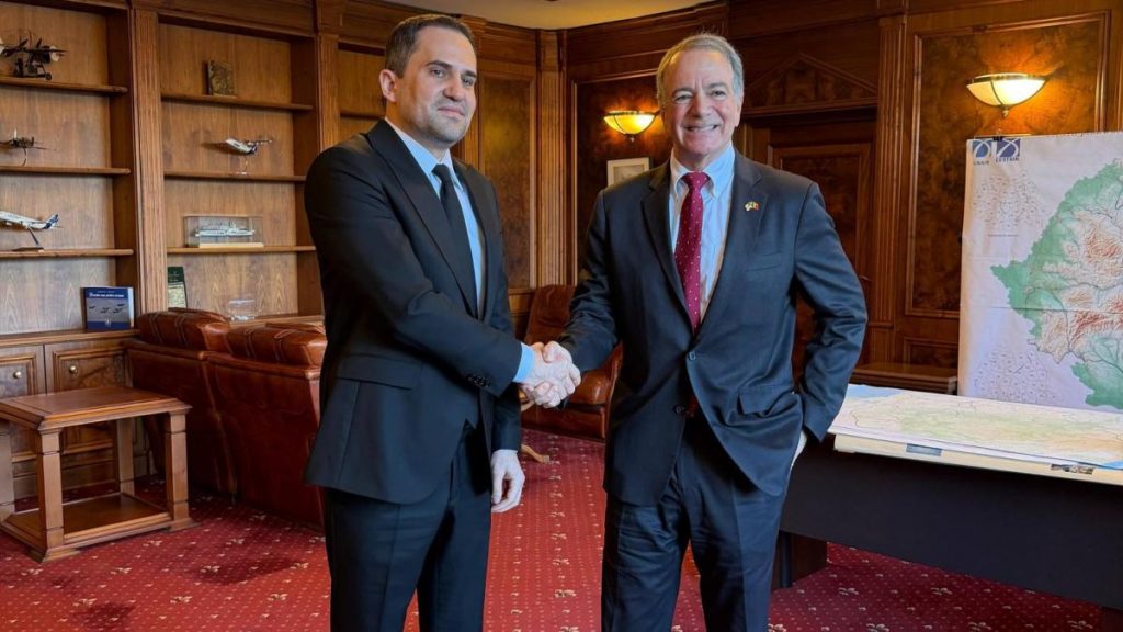 Ministrul Transporturilor, întâlnire cu ambasadorul SUA referitor la Portul Constanța: Este un pilon în… Ministrul Transporturilor intalnire cu ambasadorul SUA referitor la Portul Constanta este un pilon in