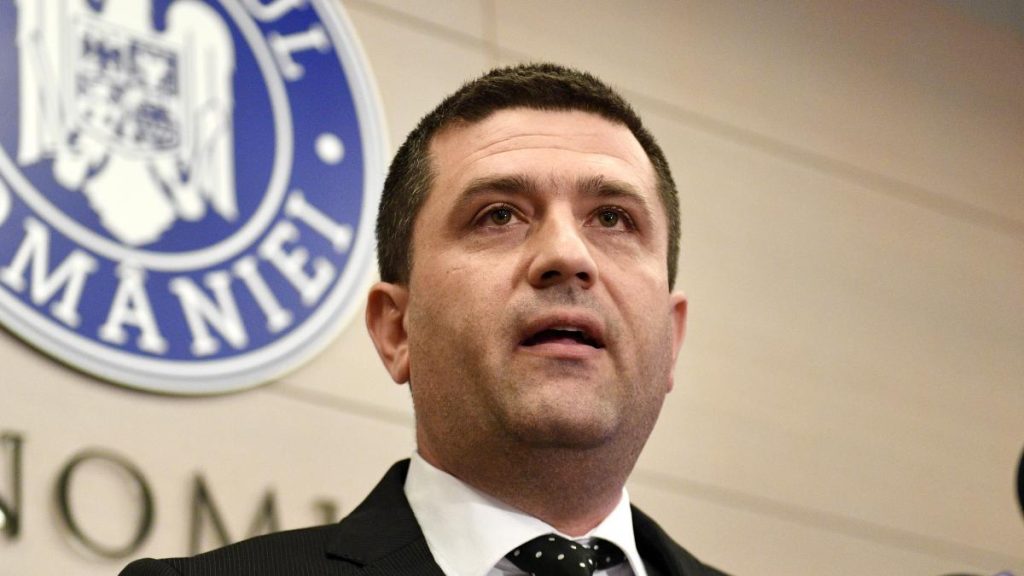 Miruta afirma ca nu sustin ajutoarele unice Pensionarii militari au nevoie de solutii financiare